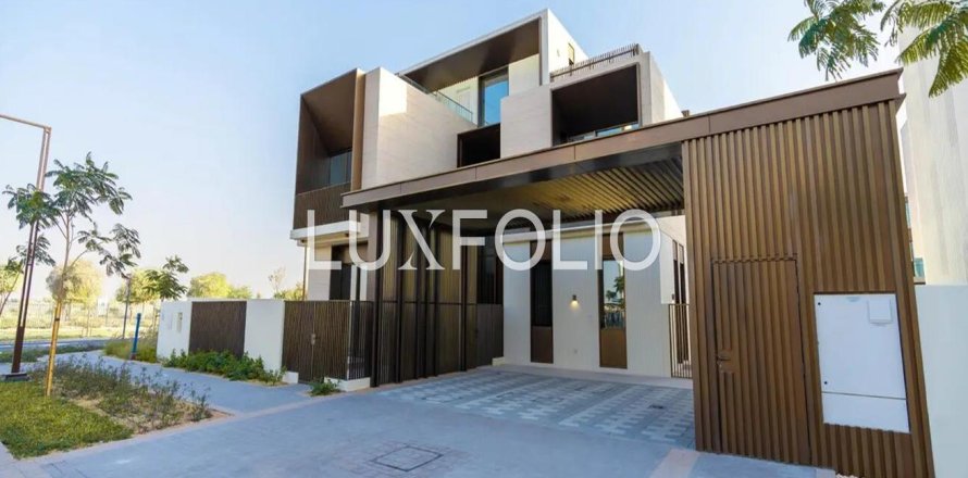 Villa in Dubai Hills Estate, Dubai 5 bedrooms, 660 sq.m. № 45977