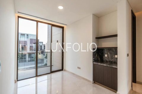 Villa in Dubai Hills Estate, Dubai 5 bedrooms, 660 sq.m. № 45977 - photo 7