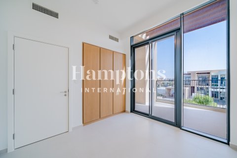 Снять в аренду виллу в Dubai South (Dubai World Central), Дубай: 4 спальни, 350.33721300м², № 67736 - фото 19