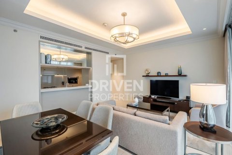 Apartment in The Address Residence Fountain Views, Downtown Dubai (Downtown Burj Dubai), Dubai 2 bedrooms, 135 sq.m. № 20802 - photo 1