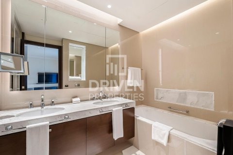 Apartment in The Address Residence Fountain Views, Downtown Dubai (Downtown Burj Dubai), Dubai 2 bedrooms, 135 sq.m. № 20802 - photo 17
