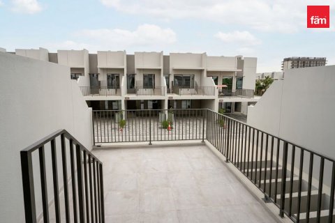 Townhouse in Mohammed Bin Rashid City, Dubai 2 bedrooms, 111.5 sq.m. № 135168 - photo 3