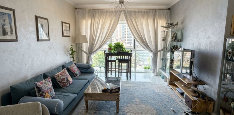 Apartment in Dubai 2 bedrooms, 151.7 sq.m. № 141292