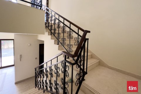 Adosado en Dubai, 4 dormitorios, 399.5 m², № 141294 - foto 2