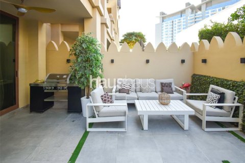 Townhouse in Palm Jumeirah, Dubai 3 bedrooms, 484 sq.m. № 44651 - photo 9