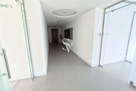 Снять в аренду офис в Бизнес-Бэе, Дубай: 156м², № 111062 - фото 15