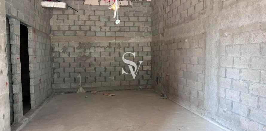 Commercial property in District 16, Jumeirah Village Circle, Dubai 52 sq.m. № 111070