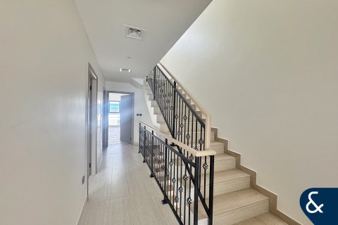 Townhouse in Damac Lagoons, Dubai 5 bedrooms, 314 sq.m. № 76468 - photo 5