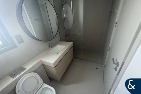 Villa in Sun, Arabian Ranches 3, Dubai 3 bedrooms, 181 sq.m. № 76480 - photo 8