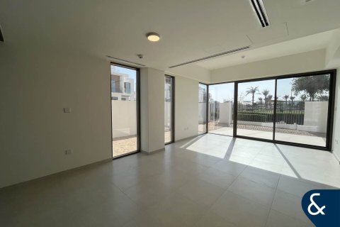 Villa in The Valley, Dubai 4 bedrooms, 258 sq.m. № 76481 - photo 4