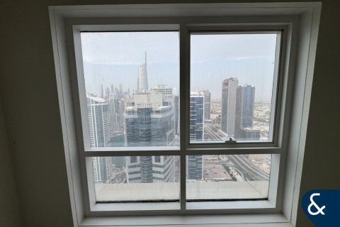 Apartment in Jumeirah Lake Towers, Dubai 2 bedrooms, 148 sq.m. № 76467 - photo 10