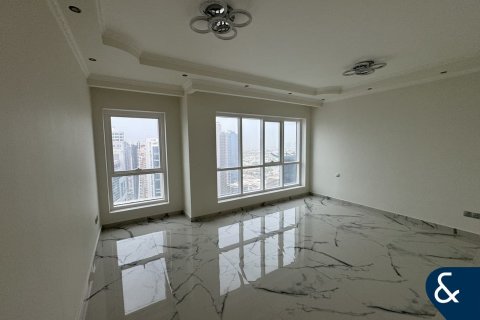 Apartment in Jumeirah Lake Towers, Dubai 2 bedrooms, 148 sq.m. № 76467 - photo 16
