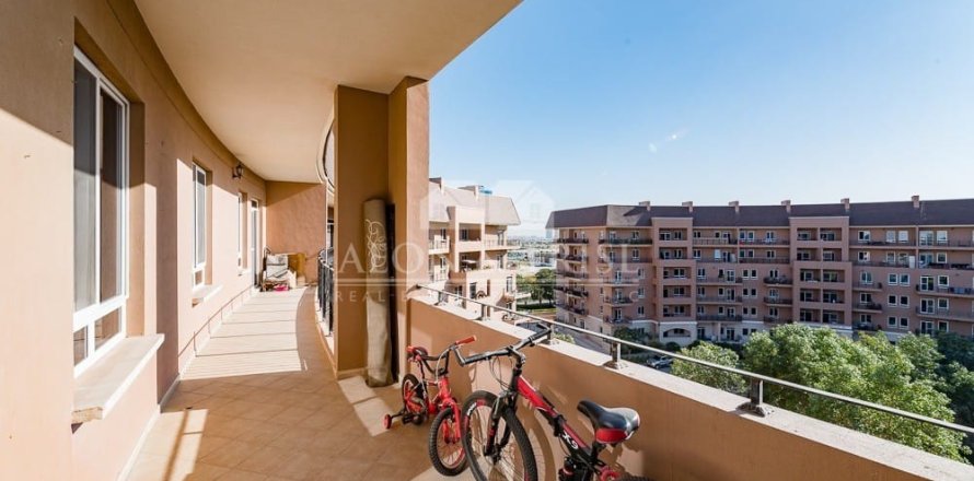 Apartamento en Jumeirah Village Circle, Dubai, 2 dormitorios, 190 m², № 62747