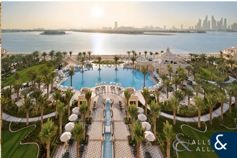 Купить апартаменты в отеле в The Crescent, Пальма Джумейра, Дубай: 1 спальня, 217м², № 75212 - фото 14