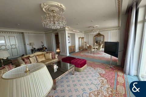 Купить апартаменты в отеле в The Crescent, Пальма Джумейра, Дубай: 1 спальня, 217м², № 75212 - фото 4