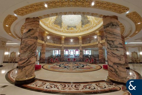 Купить апартаменты в отеле в The Crescent, Пальма Джумейра, Дубай: студию, 63м², № 75211 - фото 11