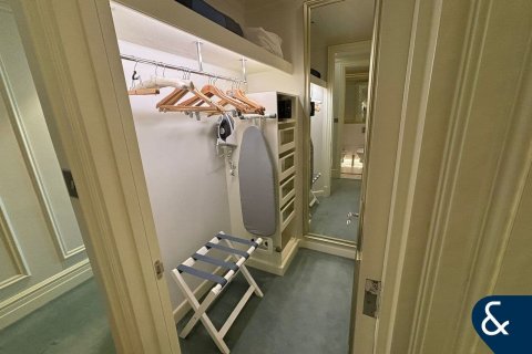 Купить апартаменты в отеле в The Crescent, Пальма Джумейра, Дубай: студию, 63м², № 75211 - фото 4