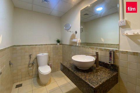 Apartment in Dubai 4 bedrooms, 261.5 sq.m. № 139161 - photo 28