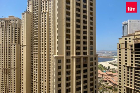 Apartment in Dubai 4 bedrooms, 261.5 sq.m. № 139161 - photo 2