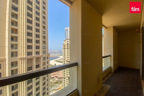 Apartment in Dubai 4 bedrooms, 261.5 sq.m. № 139161 - photo 3