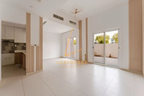 Villa à Dubai Land, Dubai, 3 chambres, 161 m², № 141561 - photo 4