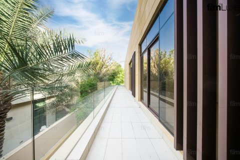 Villa in Al Barsha, Dubai 5 bedrooms, 3716.1 sq.m. № 141632 - photo 23