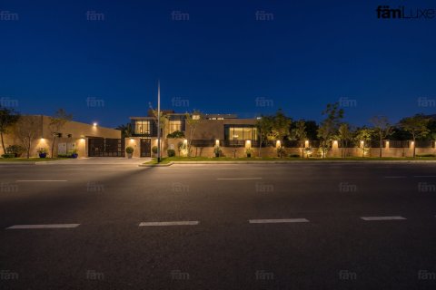 Villa in Al Barsha, Dubai 5 bedrooms, 3716.1 sq.m. № 141632 - photo 29