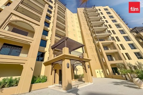 Apartment in Umm Suqeim, Dubai 4 bedrooms, 255.3 sq.m. № 91794 - photo 4