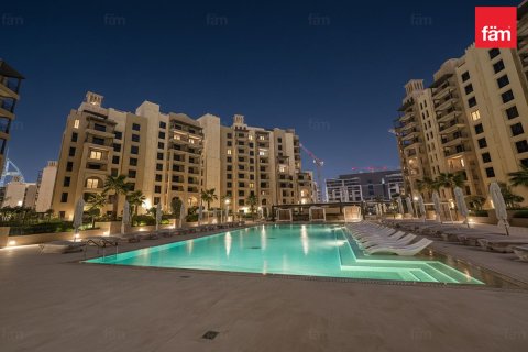 Apartment in Umm Suqeim, Dubai 4 bedrooms, 255.3 sq.m. № 91794 - photo 3