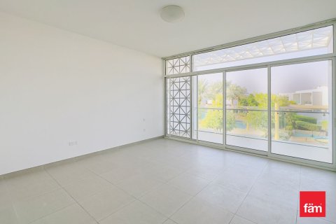 Townhouse in Dubai 3 bedrooms, 187.2 sq.m. № 41652 - photo 6