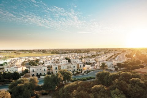 Townhouse in Arabian Ranches, Dubai 3 bedrooms, 180 sq.m. № 103697 - photo 8