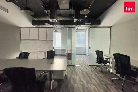Office in Business Bay, Dubai 295.9 sq.m. № 40534 - photo 11