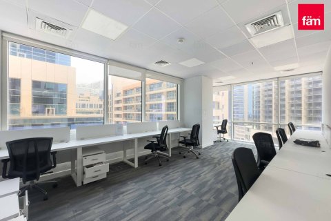 Office in Business Bay, Dubai 295.9 sq.m. № 40534 - photo 14