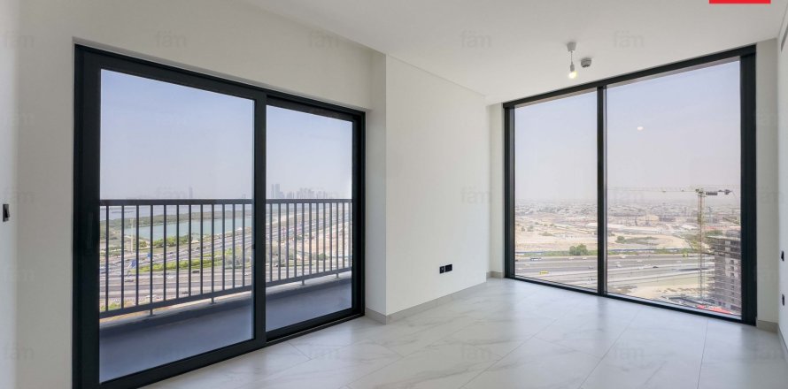 Квартира в Дубае, 3 спальни, 144.8м², № 50805