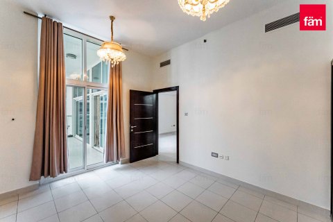 Apartment in Dubai Studio City, Dubai 2 bedrooms, 107 sq.m. № 50806 - photo 10