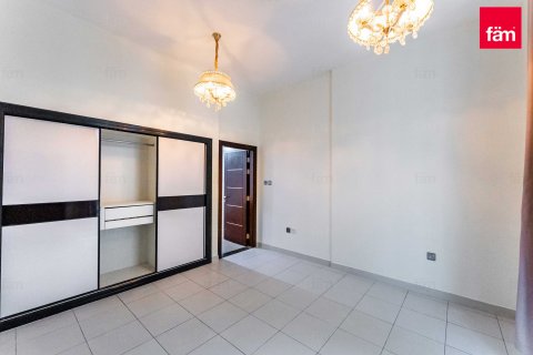 Apartment in Dubai Studio City, Dubai 2 bedrooms, 107 sq.m. № 50806 - photo 1