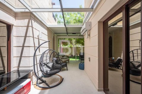 Townhouse in Mudon, Dubai 4 bedrooms, 312 sq.m. № 23477 - photo 10