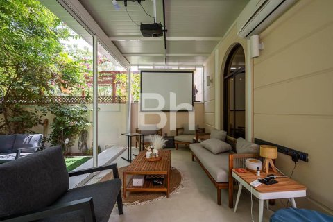 Townhouse in Mudon, Dubai 4 bedrooms, 312 sq.m. № 23477 - photo 9