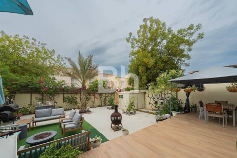 فيلا في The Springs, دبي 4 غرف نوم, 210 م² رقم 23476 - صورة 14