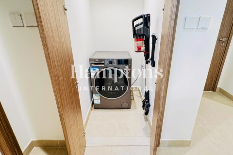 Apartamento en Mina Rashid, Dubai, 1 dormitorio, 65.91003335 m², № 93036 - foto 4