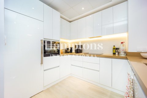 Снять в аренду квартиру в The Address Dubai Marina, Дубай Марина, Дубай: 1 спальня, 82.40496100м², № 93035 - фото 7