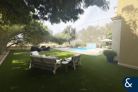 Снять в аренду виллу в Victory Heights, Dubai Sports City, Дубай: 5 спален, 481м², № 79180 - фото 22