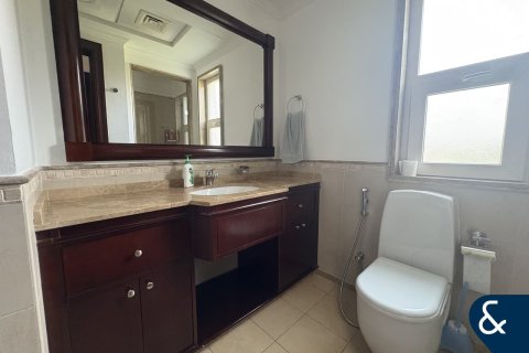 Снять в аренду виллу в Victory Heights, Dubai Sports City, Дубай: 5 спален, 481м², № 79180 - фото 3