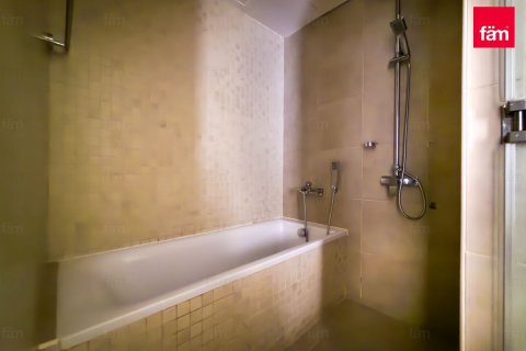 Apartment in Dubai 3 bedrooms, 167.2 sq.m. № 50725 - photo 21