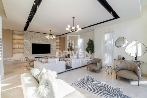 Villa à Golf Place, Dubai Hills Estate, Dubai, 4 chambres, 676.71 m², № 137041 - photo 2