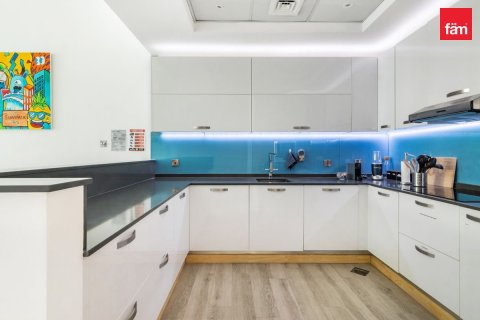 Снять в аренду квартиру в Дубай Марине, Дубай: 2 спальни, 166.7м², № 22417 - фото 11