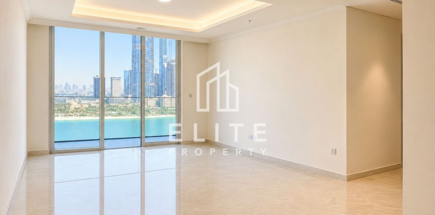 Apartment in EMAAR Beachfront, Dubai Harbour, Dubai 2 bedrooms, 124 sq.m. № 137359
