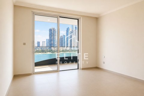 Apartment in EMAAR Beachfront, Dubai Harbour, Dubai 2 bedrooms, 124 sq.m. № 137359 - photo 2