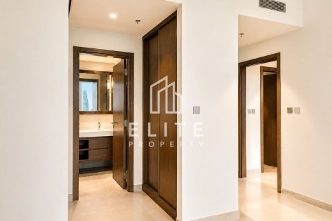 Apartment in EMAAR Beachfront, Dubai Harbour, Dubai 2 bedrooms, 124 sq.m. № 137359 - photo 6