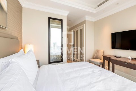Penthouse in Downtown Dubai (Downtown Burj Dubai), Dubai 5 bedrooms, 313 sq.m. № 65471 - photo 12